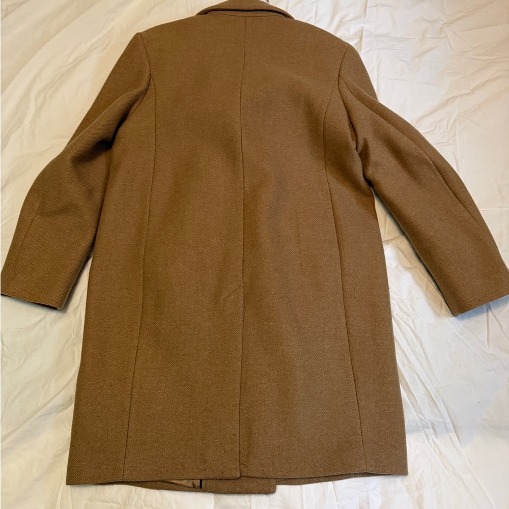 H&M double breasted camel wool blend coat. NWOT. Size 2, but fits like a medium. - Picture 4 of 8
